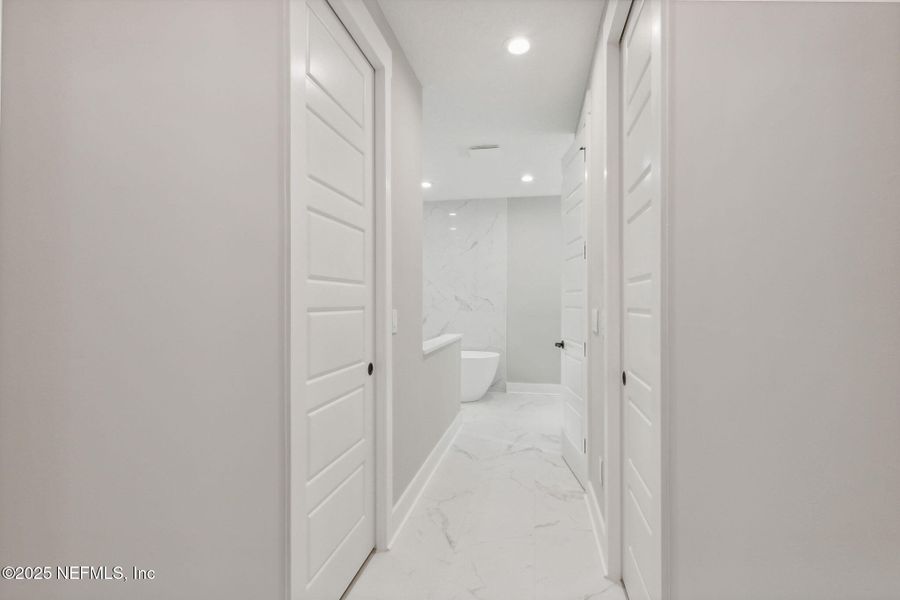 Spacious, unfurnished interior of a new home in , Yulee (Image 37).