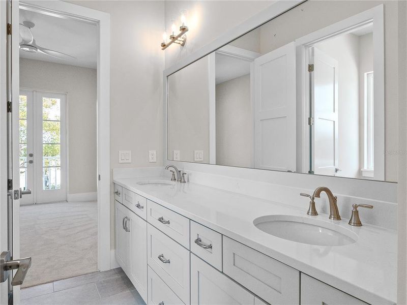 Furnished interior view inside a new home in , Oakland (Image 55).