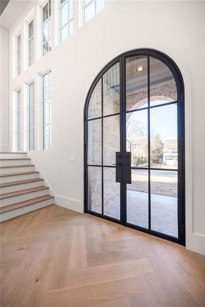 Spacious, unfurnished interior of a new home in , Atlanta (Image 25). Spacious, unfurnished interior of a new home in , Atlanta (Image 25).