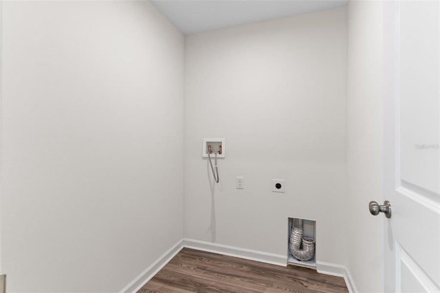 Spacious, unfurnished interior of a new home in Sumter Villas, Sumterville (Image 37).