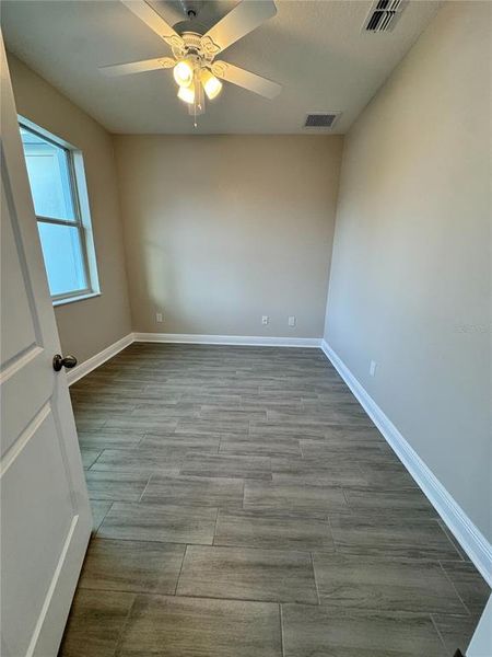 Spacious, unfurnished interior of a new home in , Dade City (Image 47).