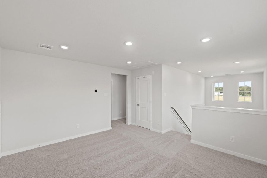Spacious, unfurnished interior of a new home in Sherwood Glen, Conroe (Image 23). Spacious, unfurnished interior of a new home in Sherwood Glen, Conroe (Image 23).