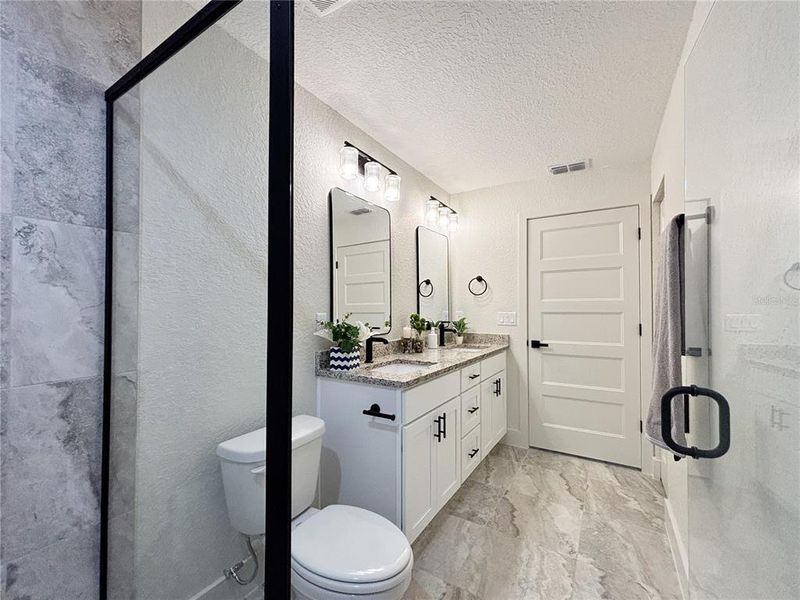 Furnished interior view inside a new home in , Dunnellon (Image 18).