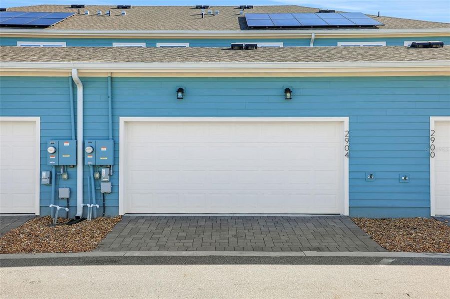 Exterior details and patio area of a home in , St. Cloud (Image 17).