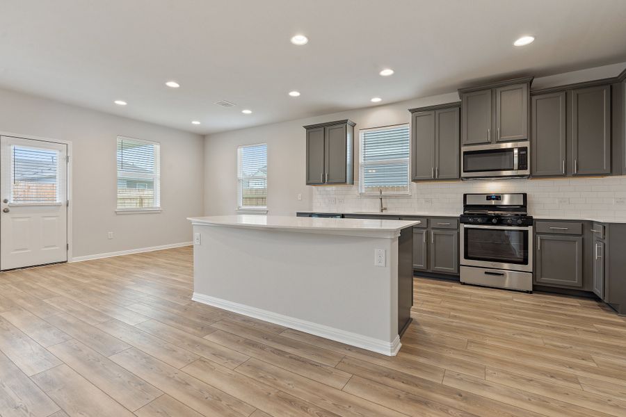 014_dsc01448_52352085592_o