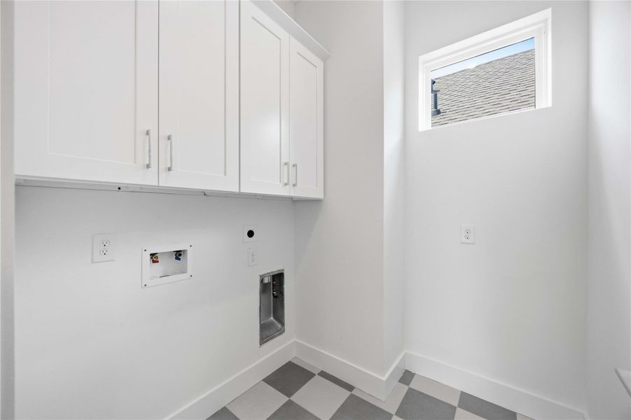 Spacious, unfurnished interior of a new home in , Houston (Image 20).