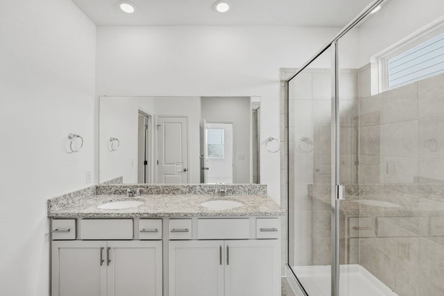 Furnished interior view inside a new home in Longview, Del Valle (Image 8). Furnished interior view inside a new home in Longview, Del Valle (Image 8).