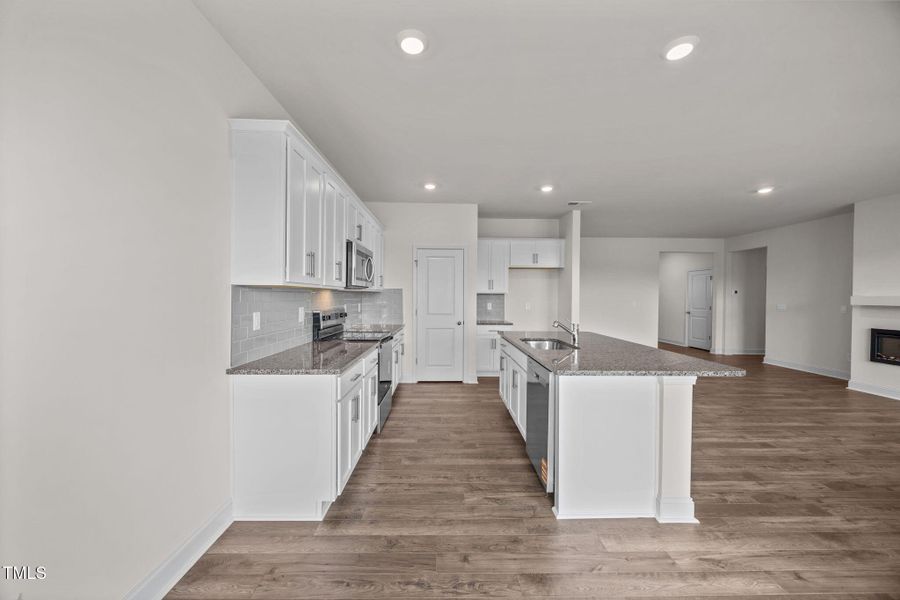 10-web-or-mls-BLS_0024