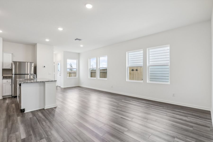 Representative unfurnished interior of a home built from the Proxy by Starlight Homes in The Wilder, Adkins (Image 21). Representative unfurnished interior of a home built from the Proxy by Starlight Homes in The Wilder, Adkins (Image 21).