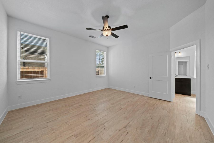 Spacious, unfurnished interior of a new home in The Woodlands Hills, Willis (Image 22).