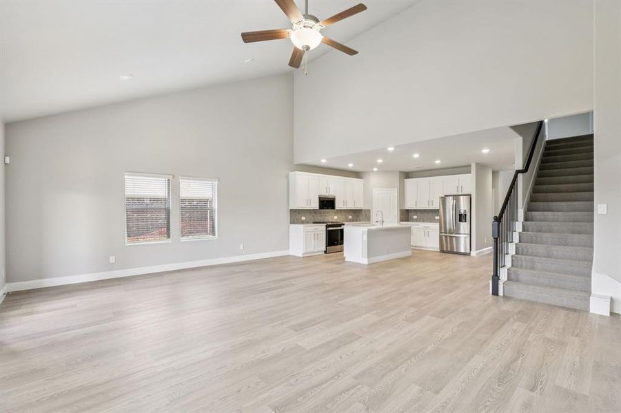 Photo is not of the actual home, but is an inspirational photo of builder’s model home and may depict options, furnishings, and/or decorator features that are not included. Photo is not of the actual home, but is an inspirational photo of builder’s model home and may depict options, furnishings, and/or decorator features that are not included.