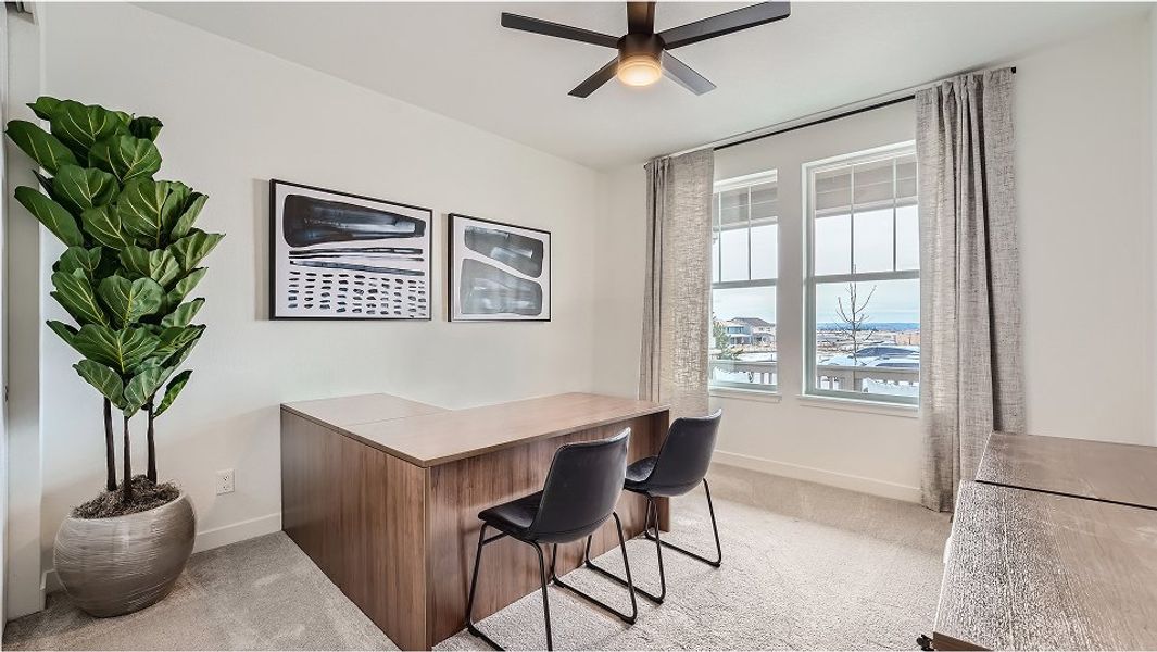 082625 2175 Davis Bed2 F1