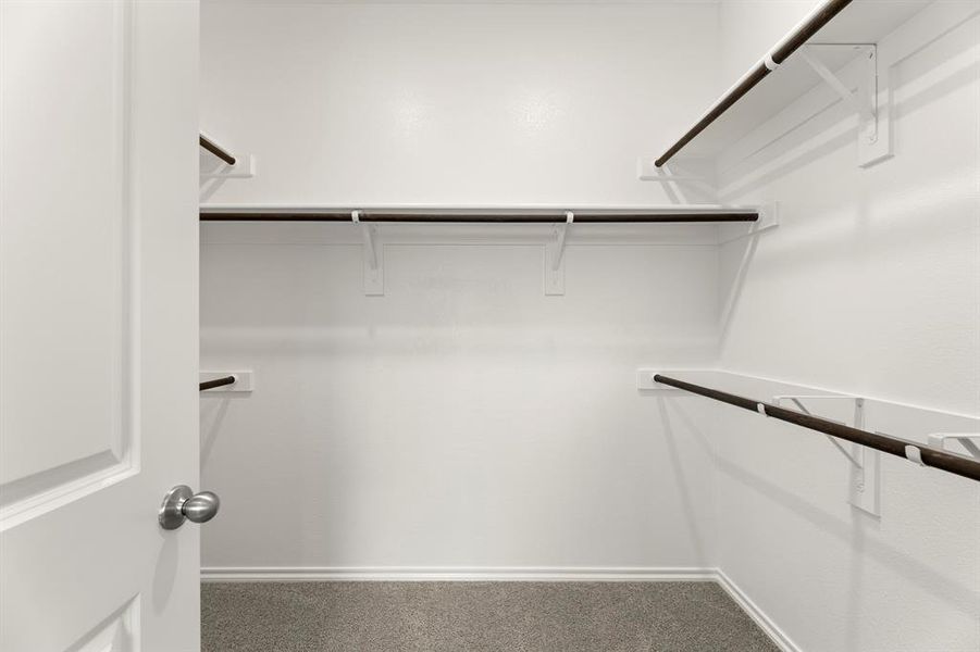 23. 3124 Apple Creek - Closet