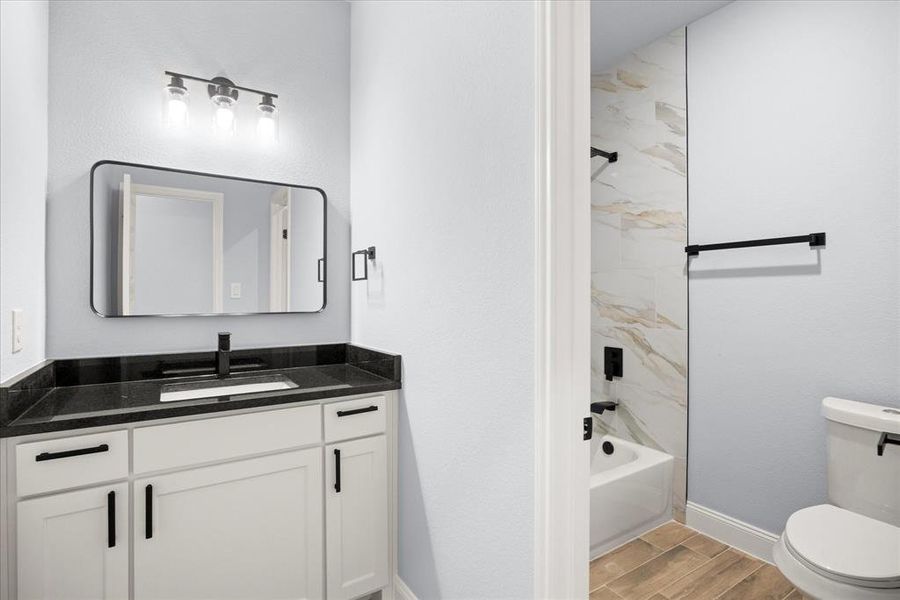 Furnished interior view inside a new home in , Granbury (Image 9).