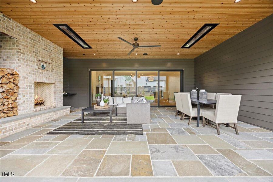 4-2A1A8488 4-2A1A8488