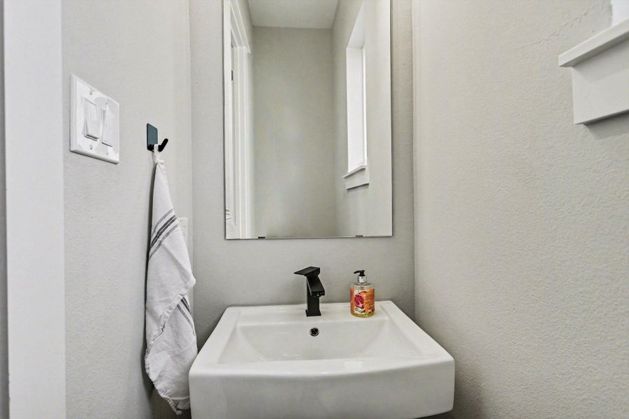 Close-up of interior finishes inside a home in , Houston (Image 23). Close-up of interior finishes inside a home in , Houston (Image 23).