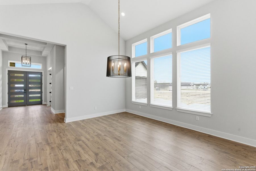Spacious, unfurnished interior of a new home in Potranco Oaks, Castroville (Image 38).
