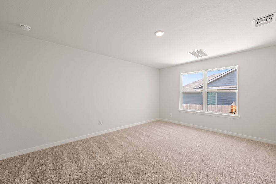 Spacious, unfurnished interior of a new home in South Pointe, Temple (Image 7). Spacious, unfurnished interior of a new home in South Pointe, Temple (Image 7).