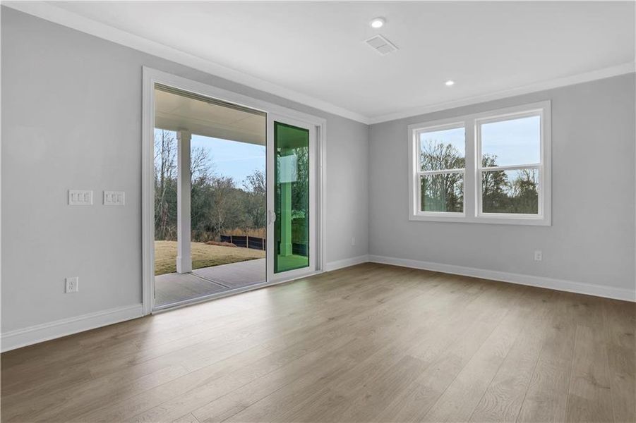Spacious, unfurnished interior of a new home in Acacia, Cumming (Image 38).