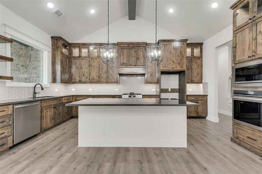Furnished interior view inside a new home in Lincoln Pointe, Van Alstyne (Image 10). Furnished interior view inside a new home in Lincoln Pointe, Van Alstyne (Image 10).