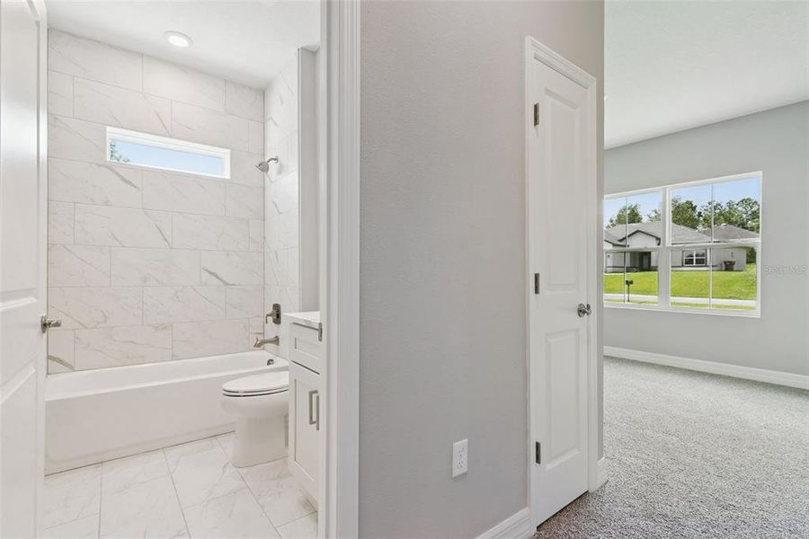 Furnished interior view inside a new home in , Ocala (Image 9).