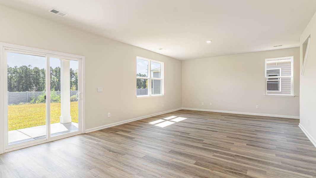 Spacious, unfurnished interior of a new home in The Bluffs at Mill Creek, Florence (Image 16). Spacious, unfurnished interior of a new home in The Bluffs at Mill Creek, Florence (Image 16).