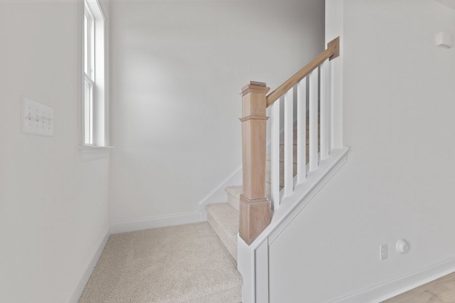 Representative unfurnished interior of a home built from the The Hemlock by RobuckHomes in Kennebec Crossing, Angier (Image 127).