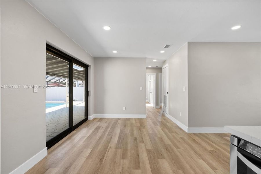 Spacious, unfurnished interior of a new home in , Cutler Bay (Image 11).