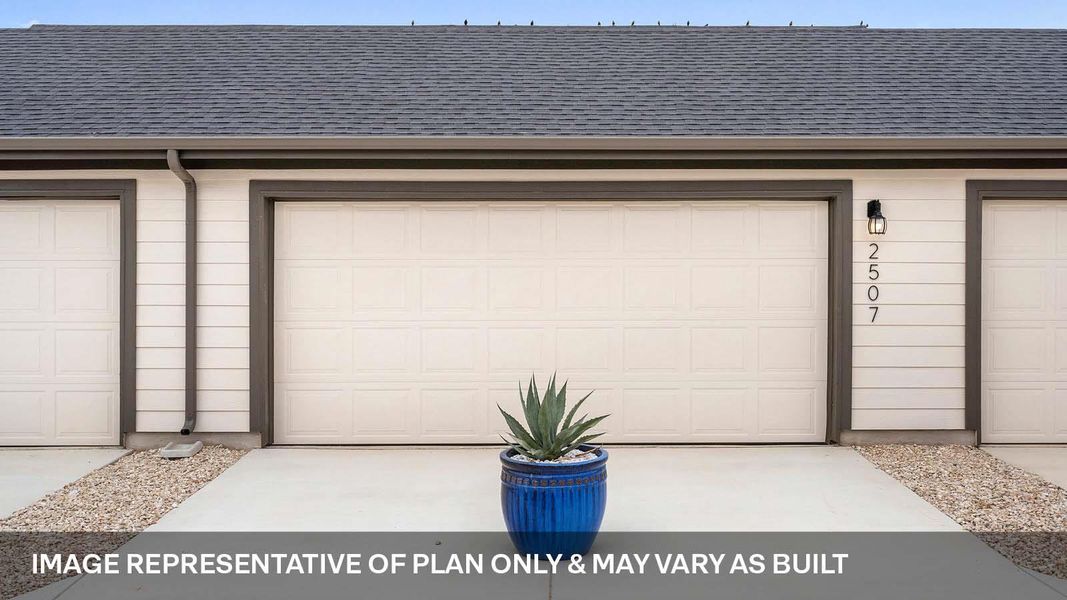 Exterior details and patio area of a home in Avery Centre, Round Rock (Image 21).