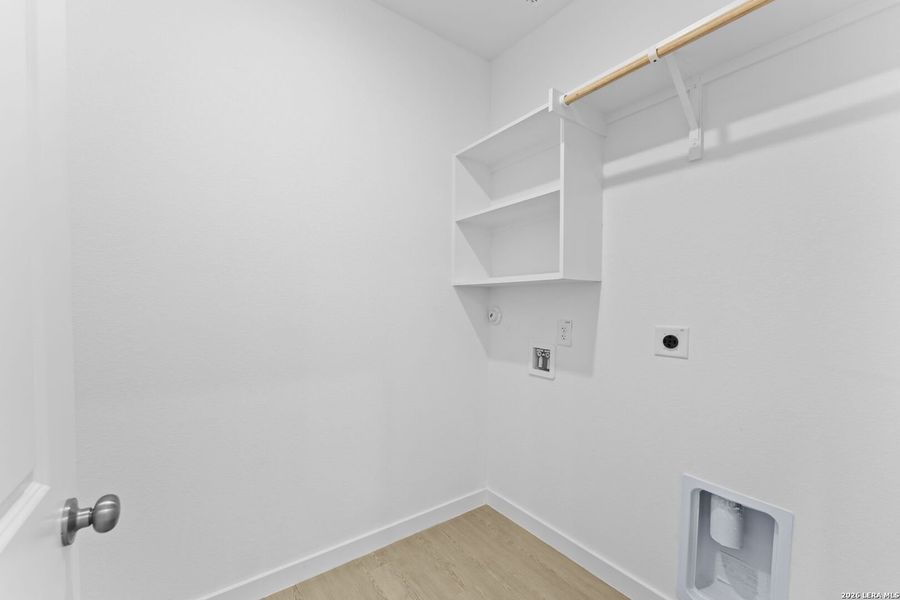 Spacious, unfurnished interior of a new home in Hightop Ridge, Converse (Image 21).