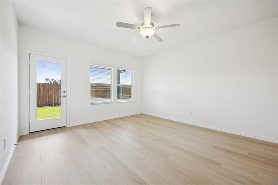 Photo is not of the actual home, but is an inspirational photo of builder’s model home and may depict options, furnishings, and/or decorator features that are not included.