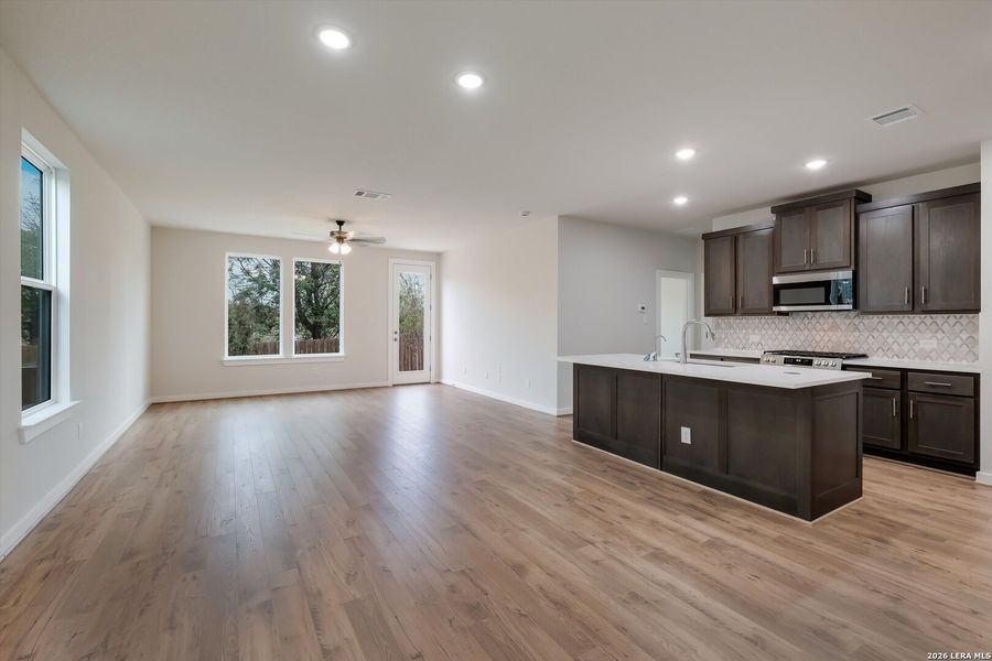 Image 12 of a home in Avondale.