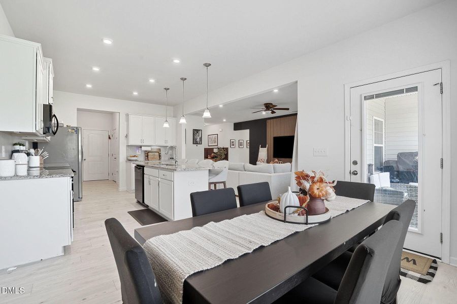 16-web-or-mls-94 Bonnie Girl Ct-84