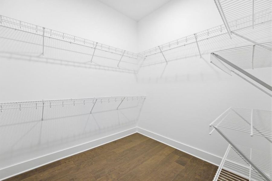 Spacious, unfurnished interior of a new home in , Roswell (Image 36).