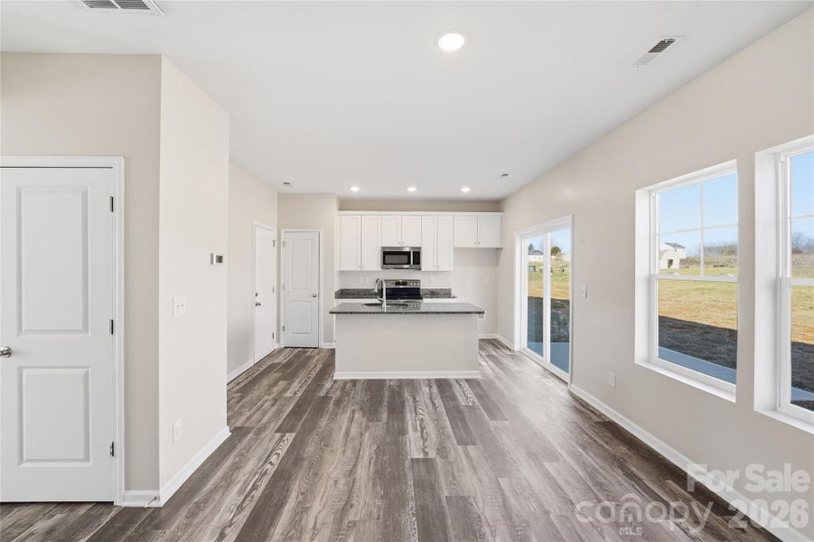Spacious, unfurnished interior of a new home in , Lincolnton (Image 16).