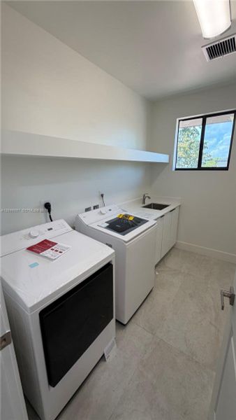 Image 21 of a home in .