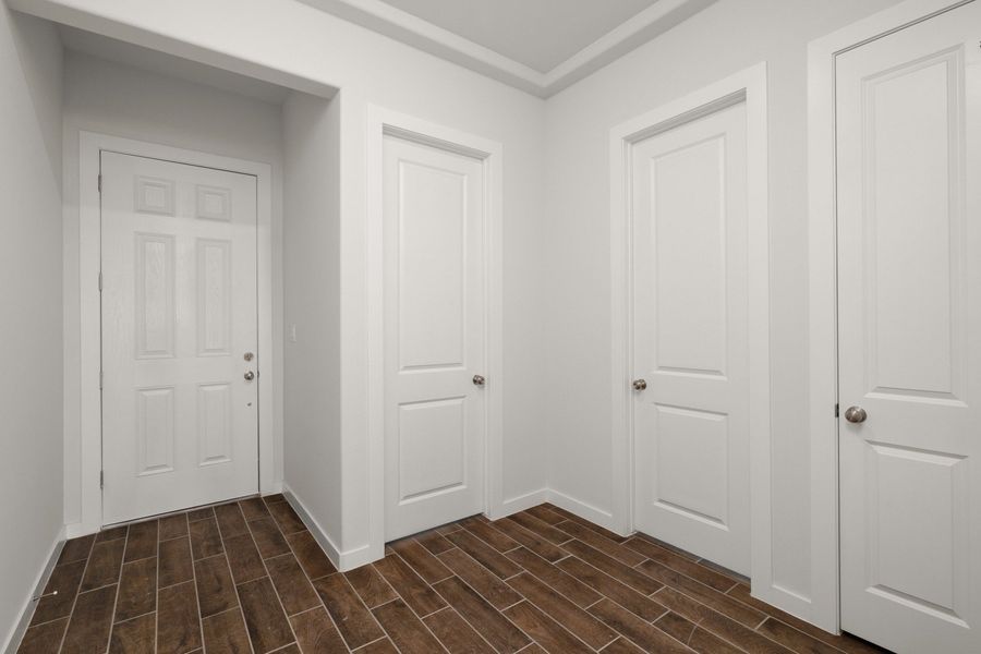 Spacious, unfurnished interior of a new home in Taylor Creek Village, Mcallen (Image 10). Spacious, unfurnished interior of a new home in Taylor Creek Village, Mcallen (Image 10).