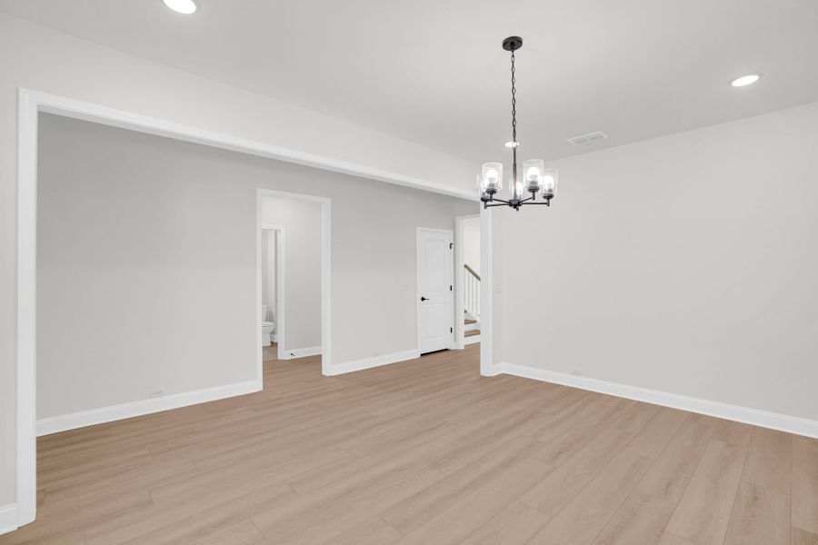 Spacious, unfurnished interior of a new home in Oakleaf Chase, Blythewood (Image 28).