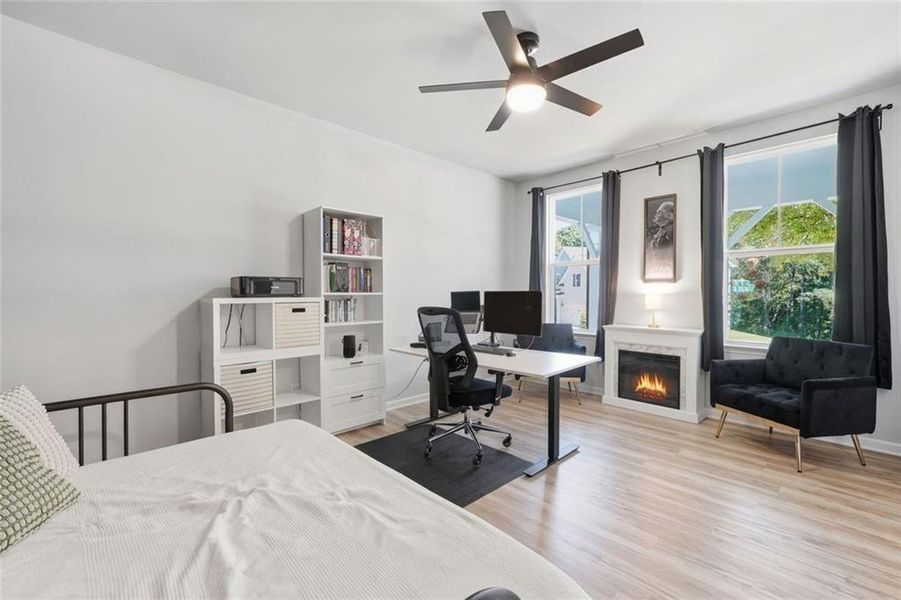 Furnished interior view inside a new home in Riverwood, Dallas (Image 40).