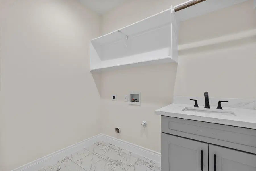 Furnished interior view inside a new home in , Bastrop (Image 7).