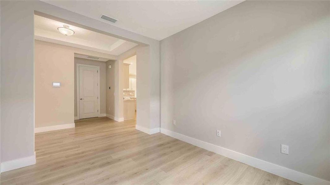 Spacious, unfurnished interior of a new home in Woodland Preserve, Parrish (Image 39).