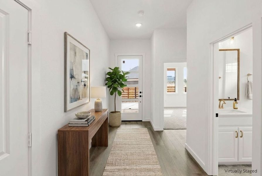 Furnished interior view inside a new home in Willow Grove, Melissa (Image 5).