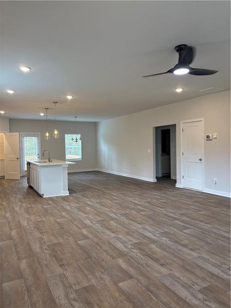 Spacious, unfurnished interior of a new home in Southern Hills, McDonough (Image 18).