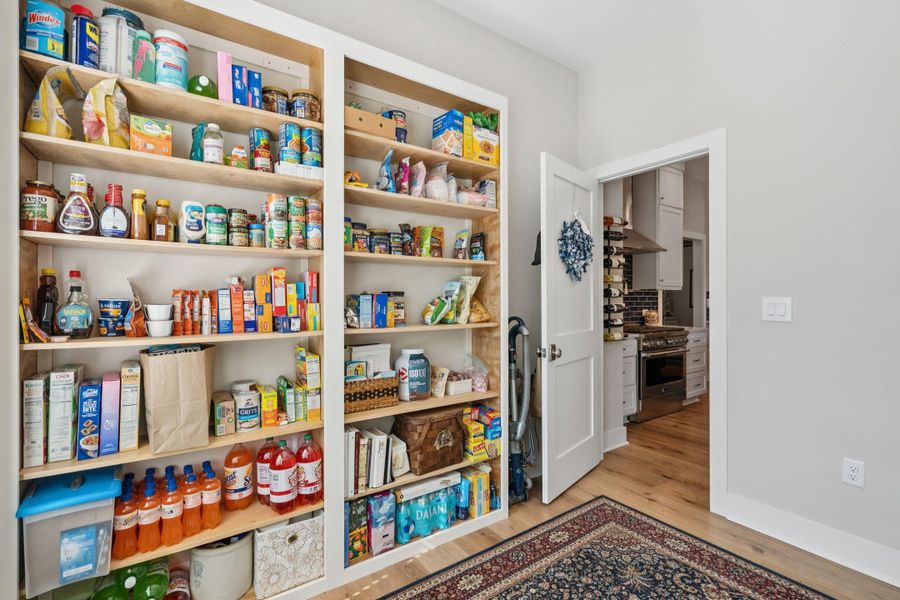 Image 87 of a home in .