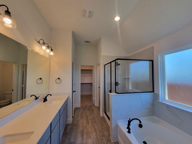 Furnished interior view inside a new home in Mercer Meadows, Royse City (Image 10). Furnished interior view inside a new home in Mercer Meadows, Royse City (Image 10).