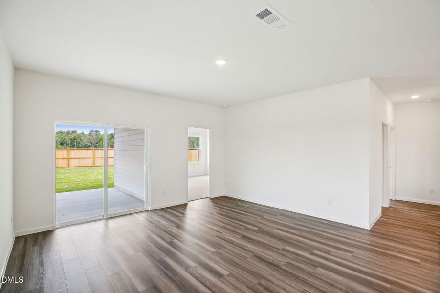 33-web-or-mls-Glimmer Plan 4107 Slow Cre 33-web-or-mls-Glimmer Plan 4107 Slow Cre