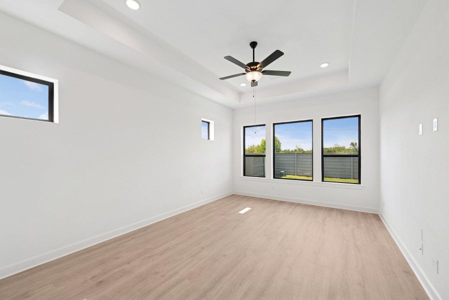 Spacious, unfurnished interior of a new home in Pomona 45' Homesites, Manvel (Image 23). Spacious, unfurnished interior of a new home in Pomona 45' Homesites, Manvel (Image 23).
