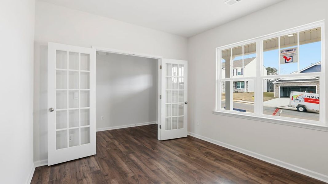 Spacious, unfurnished interior of a new home in Pine Lake Estates, Anderson (Image 19).