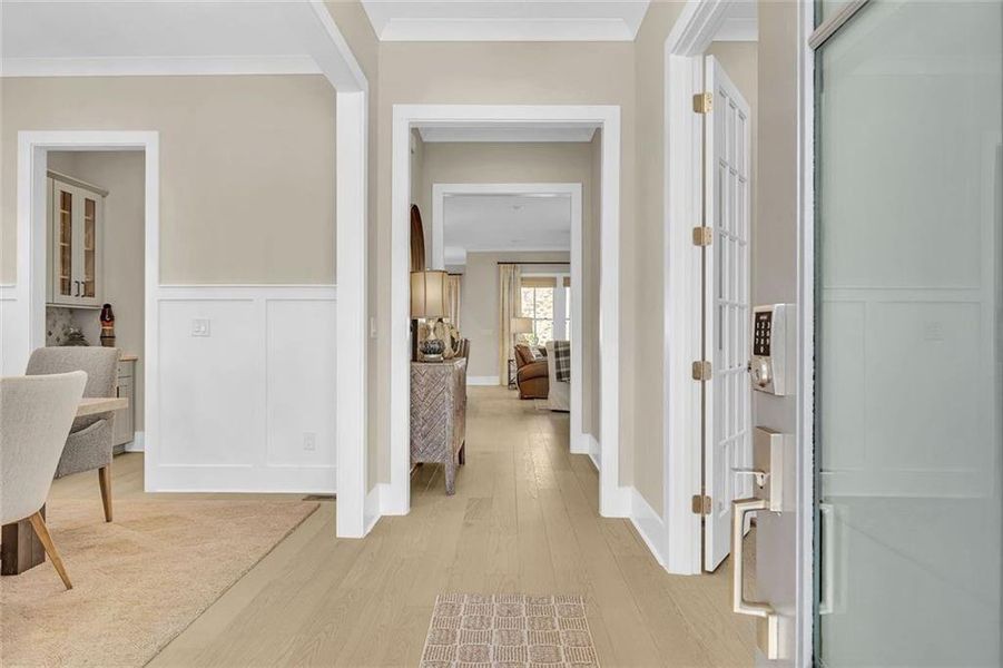 Spacious, unfurnished interior of a new home in Manning on the Square, Alpharetta (Image 23).