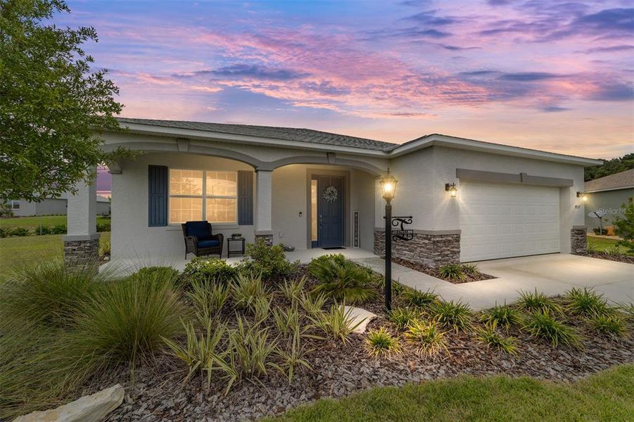Exterior details and patio area of a home in , Ocala (Image 21).